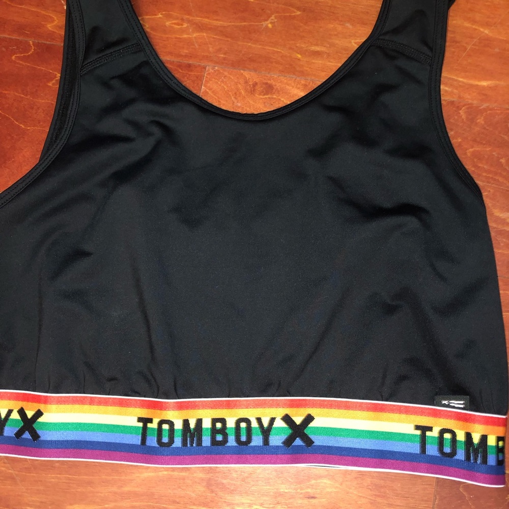 Sports bra